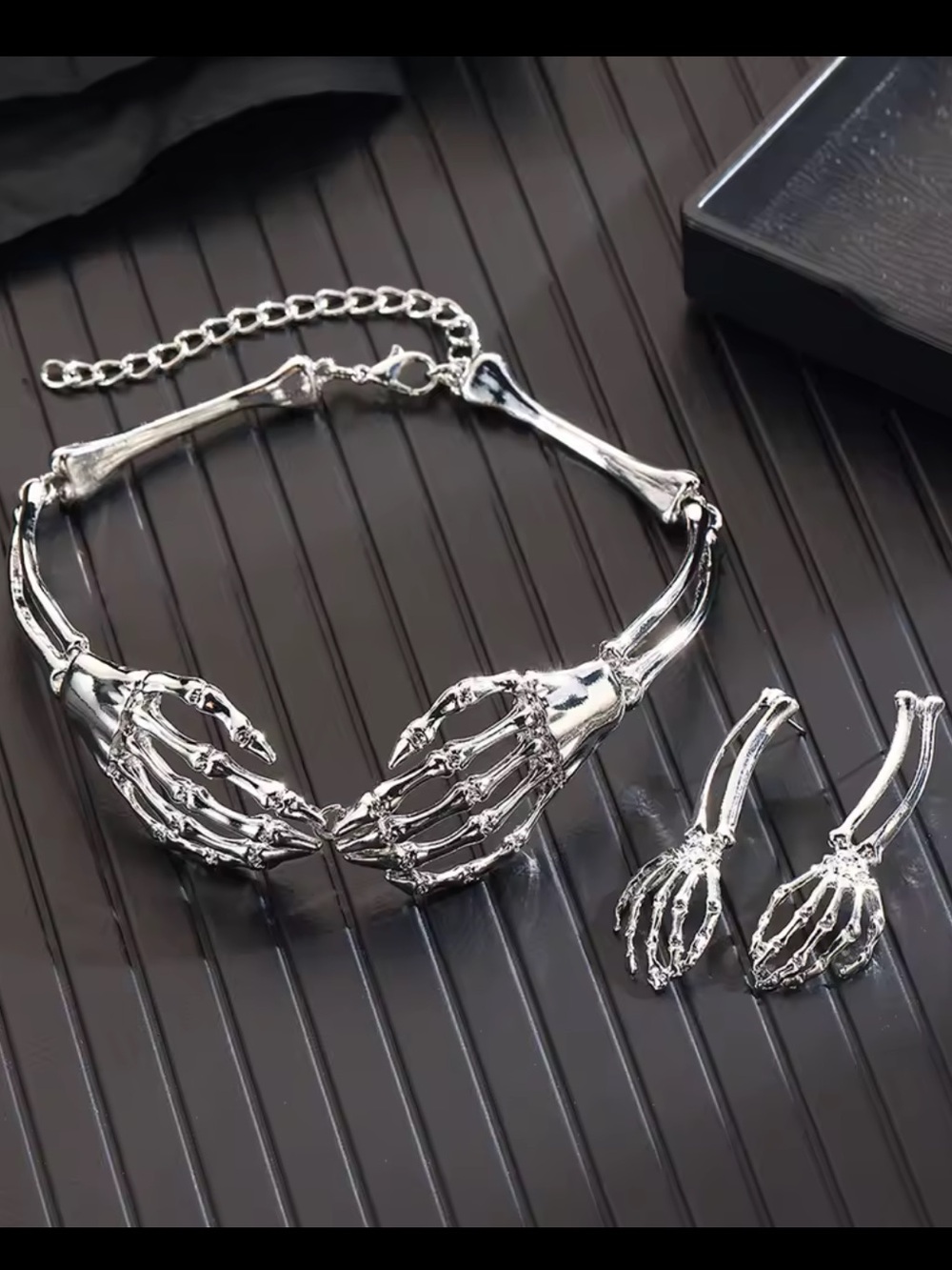 Halloween Skeleton Hands Necklace & Earrings Set Silver Tone Gothic Jewelry